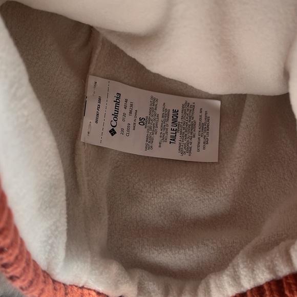 Columbia Fuzzy Beanie - Picture 4 of 7